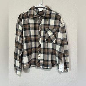 Casual Black and Brown Button Down Shirt with Plaid Pattern